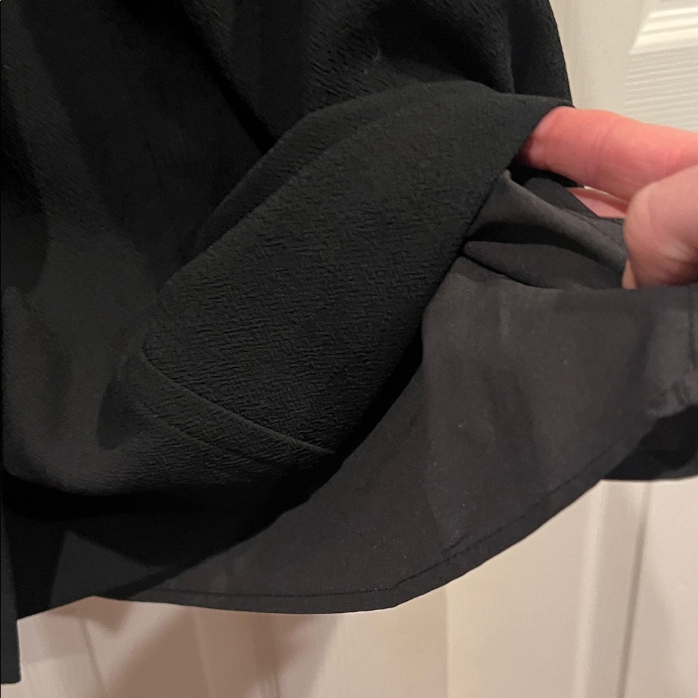 Vince Camuto Elegant Black Dress with Tie - Picture 6 of 10